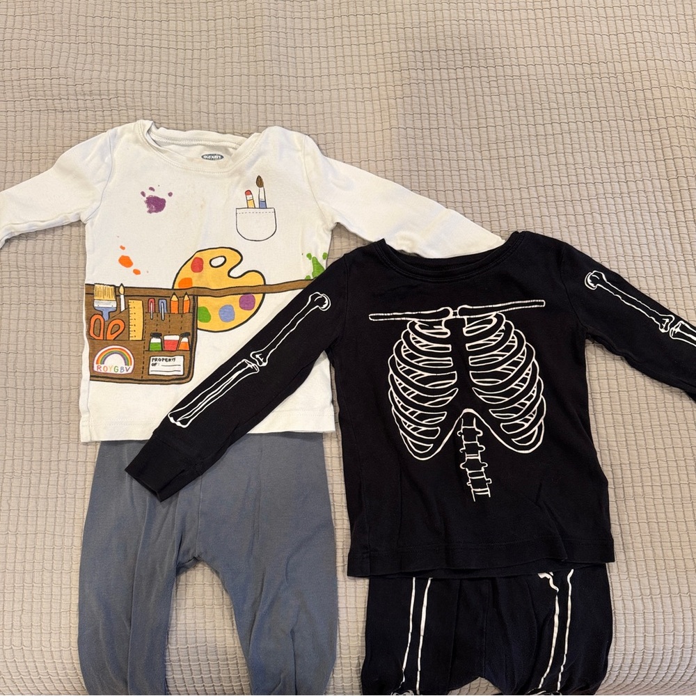 Set of 2 Old Navy Toddler Boy Pajamas - Size 3T